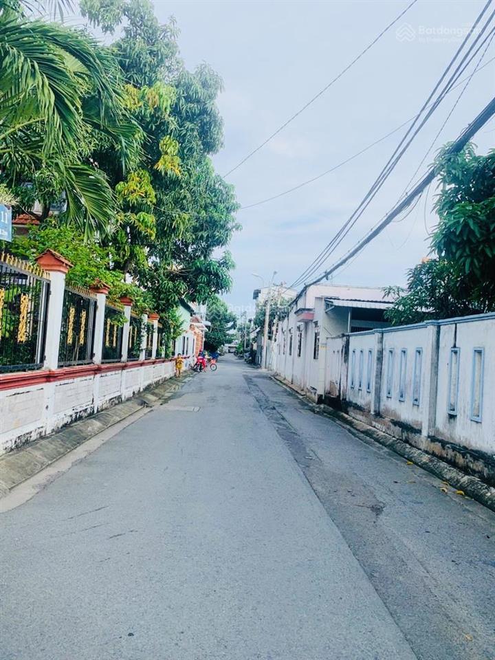 Rất rẻ.. 2 căn nhà..1 căn biệt thự..1 căn cấp 4 chính chủ xây..3 tầng ngang lên đến 13m..chỉ 13 tỷ