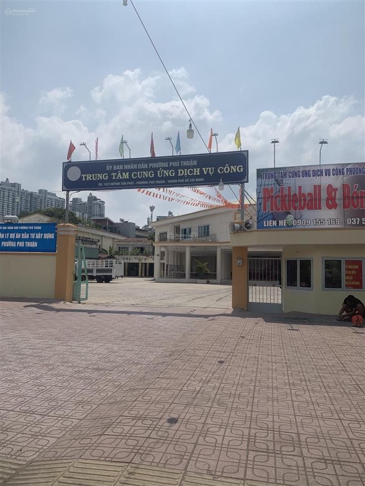 Hiếm rẻ.. mặt tiền đường huỳnh tấn phát.. nhà 3 tầng ngang 6.5m.. vị trí đẹp kinh doanh chỉ 20.5 ty