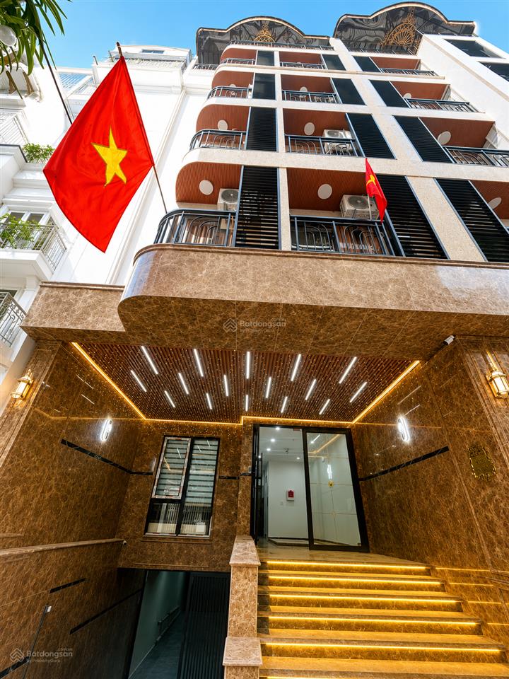 Apartment nguyễn khang, cầu giấy, ô tô tải đỗ cửa, 3 nhà ra mặt phố, 150m, 7 nổi + 1 hầm, mt 6.4m