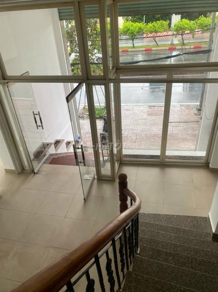 CẦN CHO THUÊ TOÀ NHÀ 11C NGUYỄN HỮU CẢNH, P.19, Q. BÌNH THẠNH