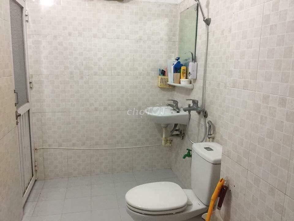 Cho thuê chung cư mini 2 phòng ngủ 55m2 Vũ Ngọc Phan Đống Đa 5tr/tháng