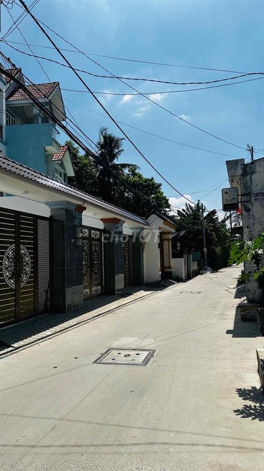 Nhà phố mới xây chất lượng cao cấp