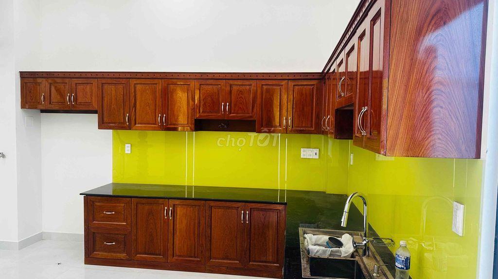 Nhà phố mới xây chất lượng cao cấp