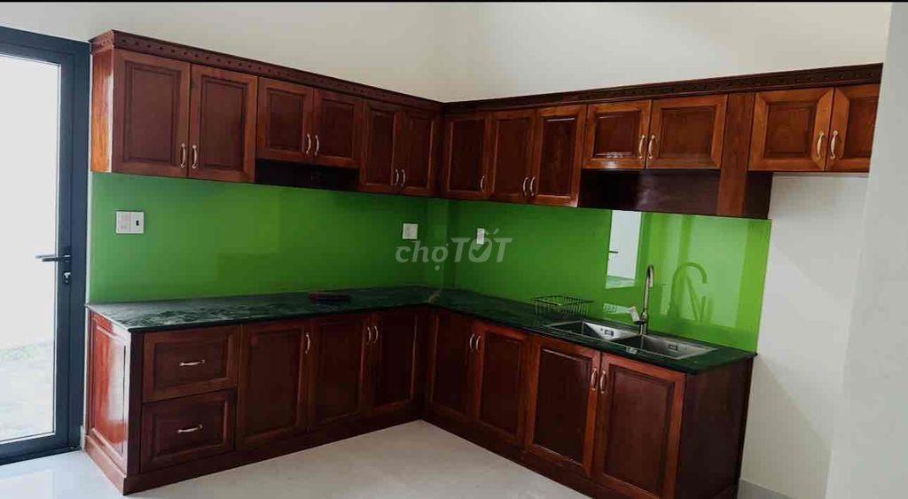 nhà mới xây đã hoàn công chất lượng cao cấp cần bán gấp