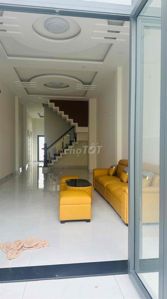 nhà mới xây đã hoàn công chất lượng cao cấp cần bán gấp
