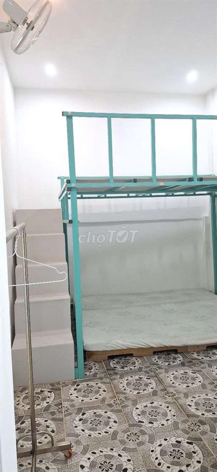 Cần thuê căn hộ gấp,giá siêu rẻ.