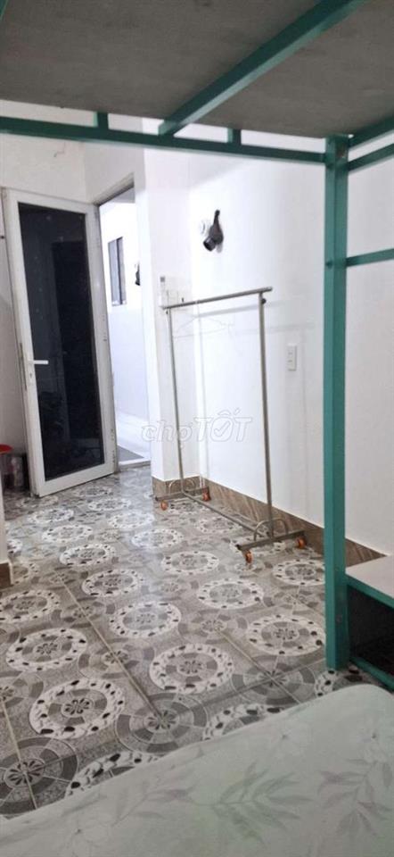 Cần thuê căn hộ gấp,giá siêu rẻ.