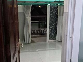 Cần thuê căn hộ gấp,giá siêu rẻ.