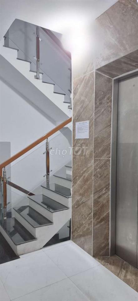 Cần thuê căn hộ gấp,giá siêu rẻ.