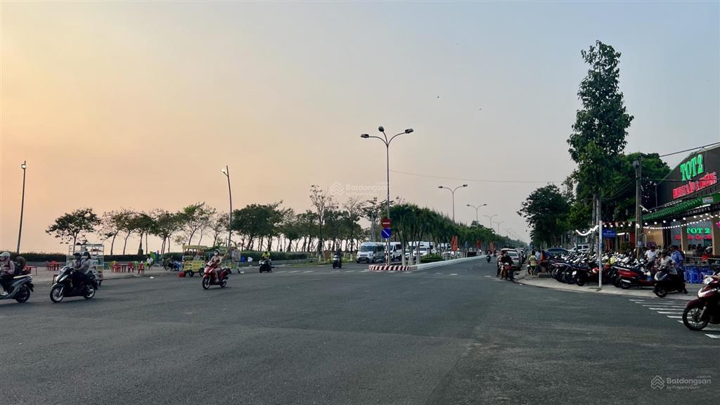 Bán 4 lô góc 2 mặt tiền đường tôn đức thắng view biển rạch giá