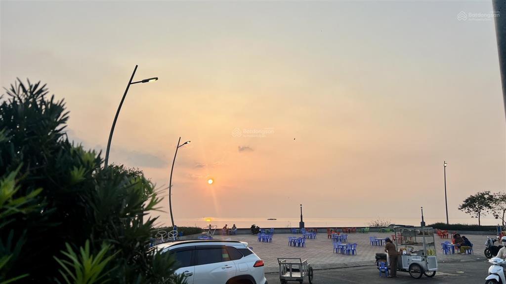 Bán 4 lô góc 2 mặt tiền đường tôn đức thắng view biển rạch giá