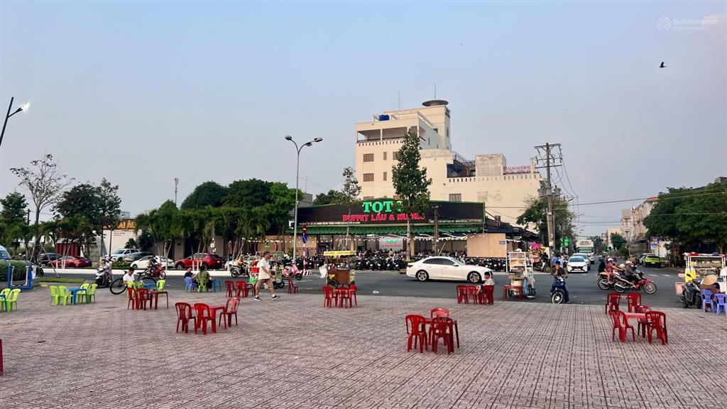 Bán 4 lô góc 2 mặt tiền đường tôn đức thắng view biển rạch giá