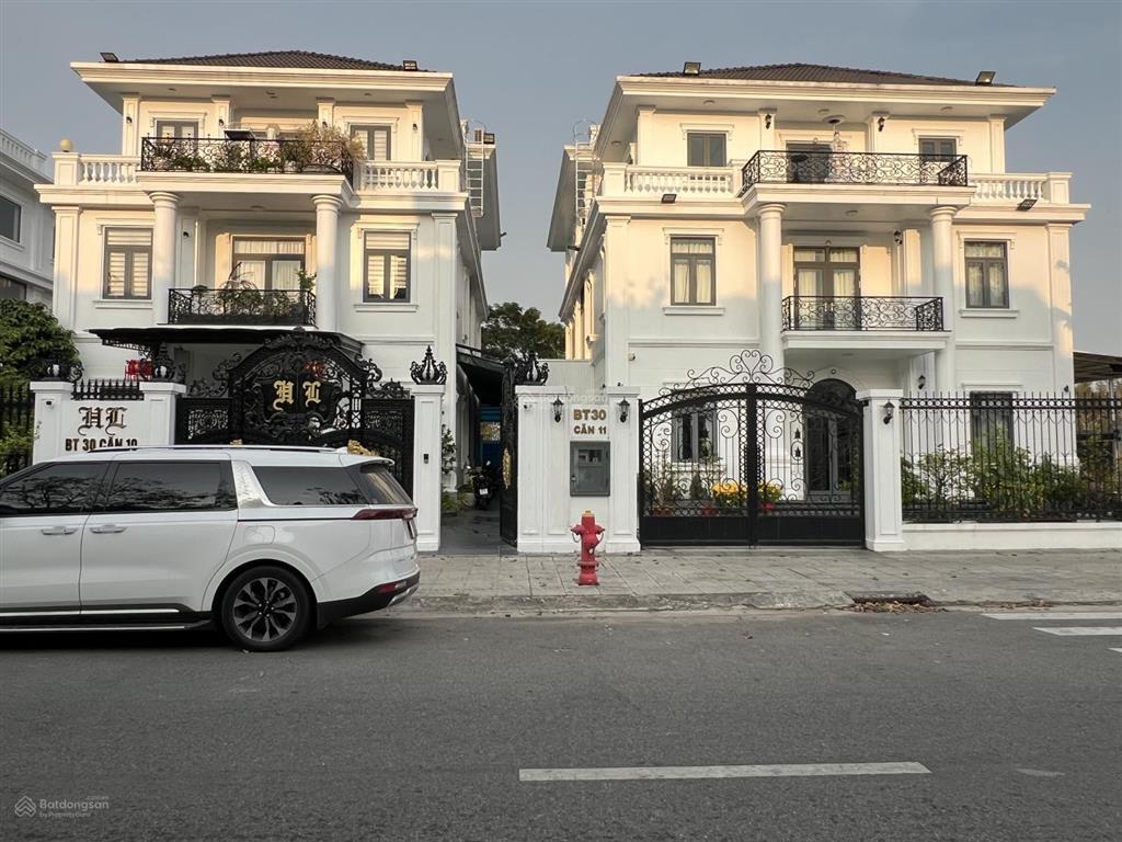 Biệt thự đơn lập view biển rạch giá, 16 x 27m, 1 trệt 2 lầu, giá chỉ 10,4 tỷ bán gấp
