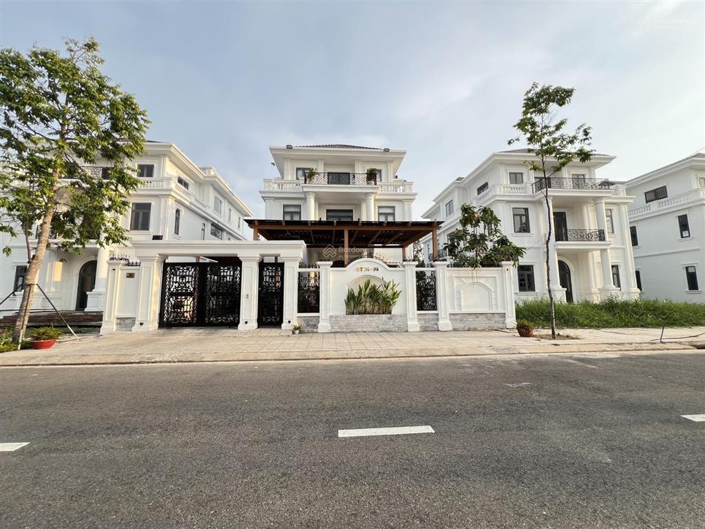 Biệt thự đơn lập view biển rạch giá, 16 x 27m, 1 trệt 2 lầu, giá chỉ 10,4 tỷ bán gấp