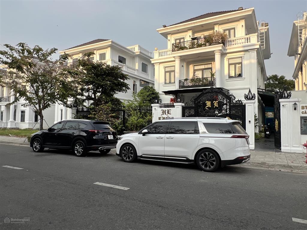 Biệt thự đơn lập view biển rạch giá, 16 x 27m, 1 trệt 2 lầu, giá chỉ 10,4 tỷ bán gấp
