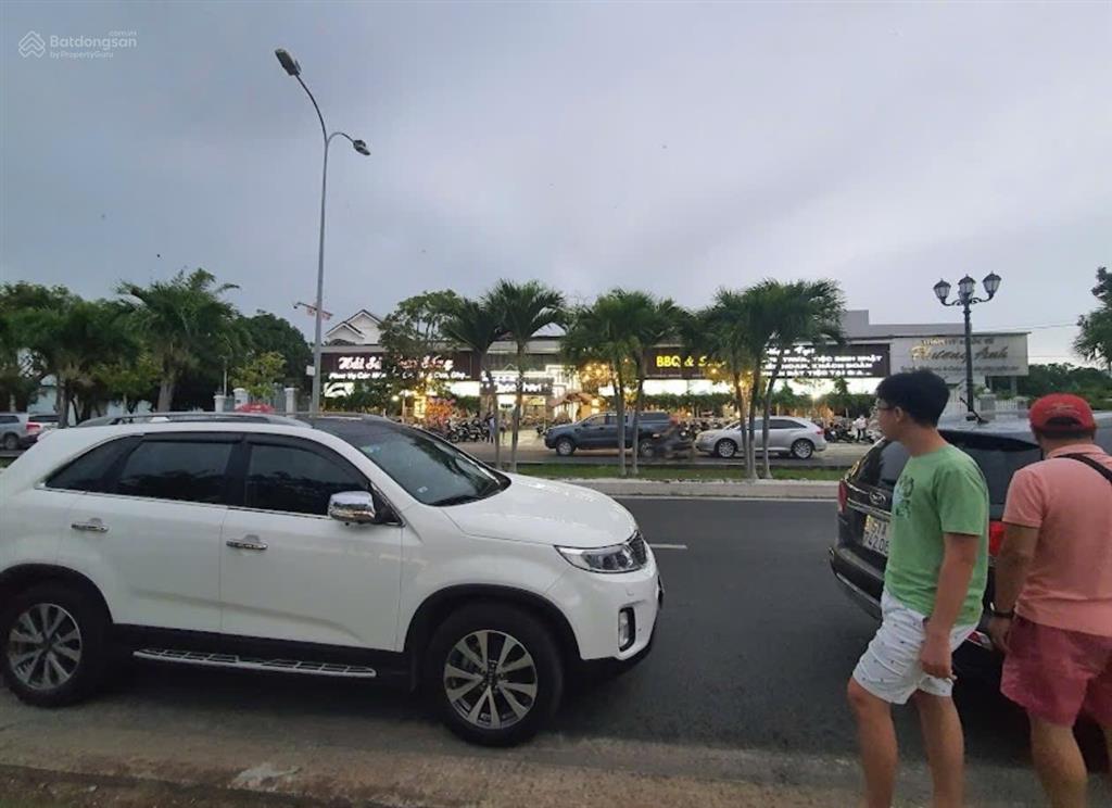 5 nền mặt tiền tôn đức thắng view biển giá tốt diện tích 37.5m x 35m giá 35 tỷ
