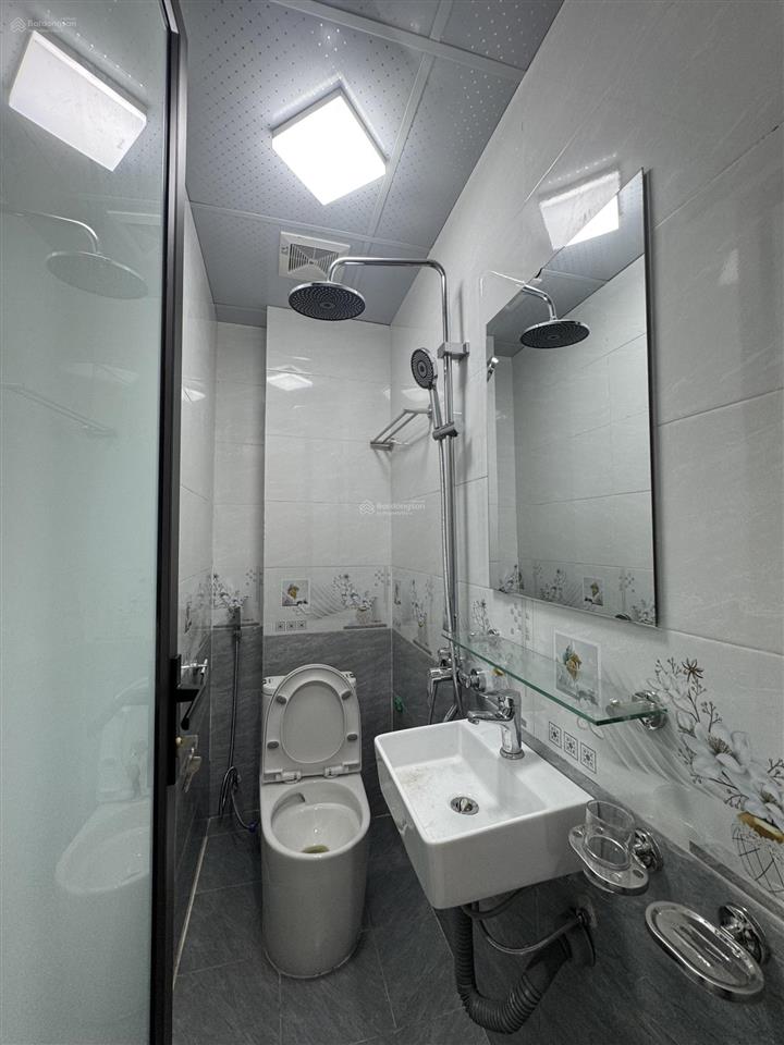 Cc gửi bán gấp nhà mới tại trung văn, đại mỗ, 5,95 tỷ, full nội thất, giảm sốc