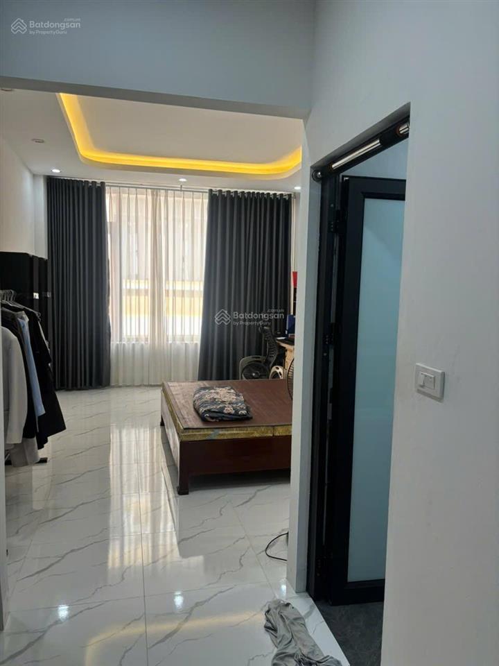 Cắt lỗ 2 tỷ, cc cần bán nhà ktt phân lô ba la, hà đông, 44m2, 8,5 tỷ, oto, thang máy