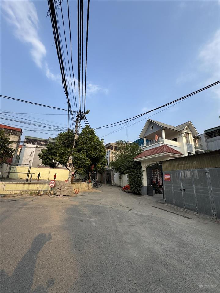 Chỉ hơn 5 tỷ có nhà mới xây độc lập, thang máy tại phố xốm  hà đông, 34m2, oto gần nhà, lô góc