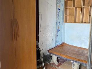 tầng 4 chung chủ phòng ngủ 10 m thoáng mát an niinh tốt