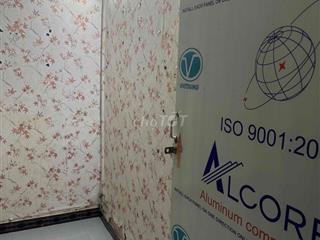 phòng trệt (dưới đất ) nhà đúc 12m2