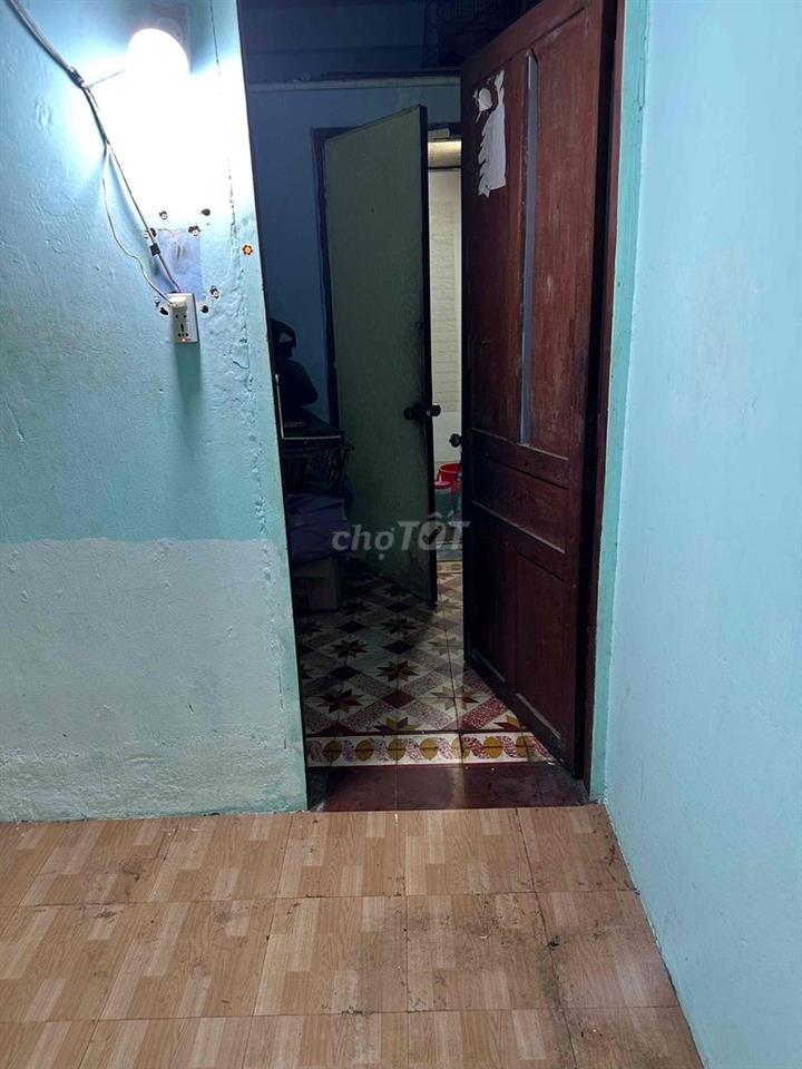 phòng đúc nhà đúc lầu một 12m2