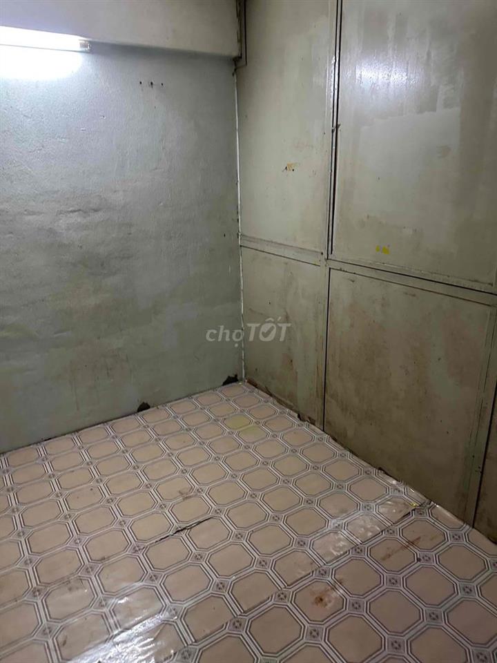 phòng đúc nhà đúc 12m2 lầu một