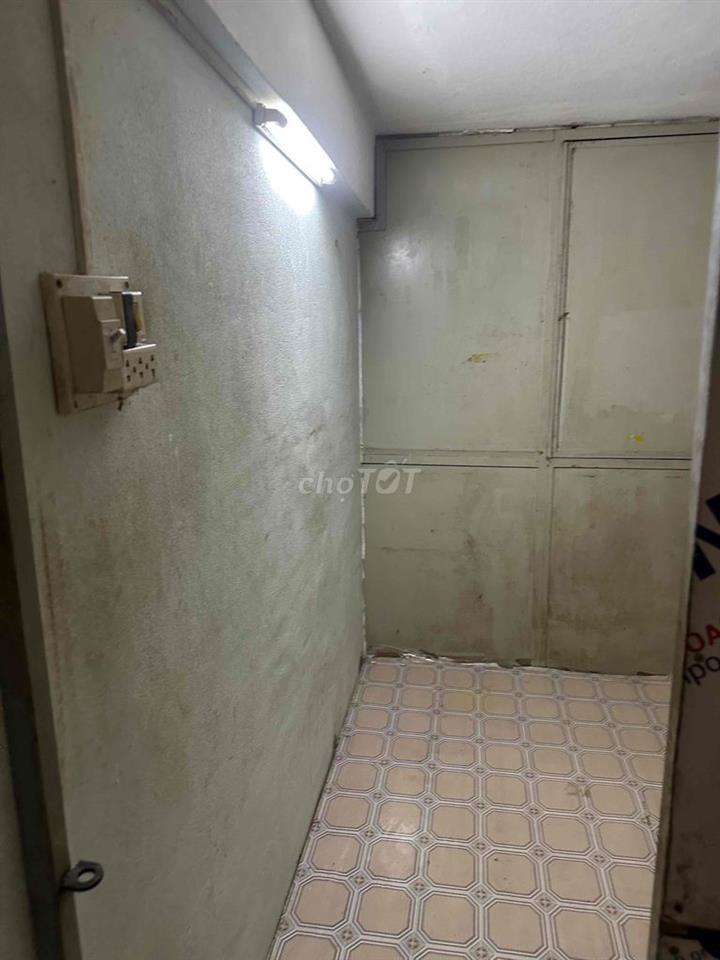 phòng đúc nhà đúc 12m2 lầu một