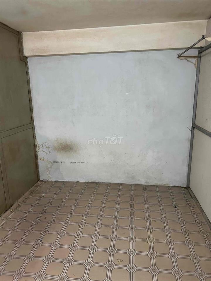 phòng đúc nhà đúc 12m2 lầu một