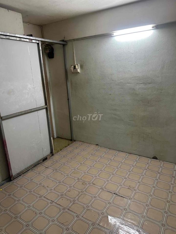 phòng đúc nhà đúc 12m2 lầu một