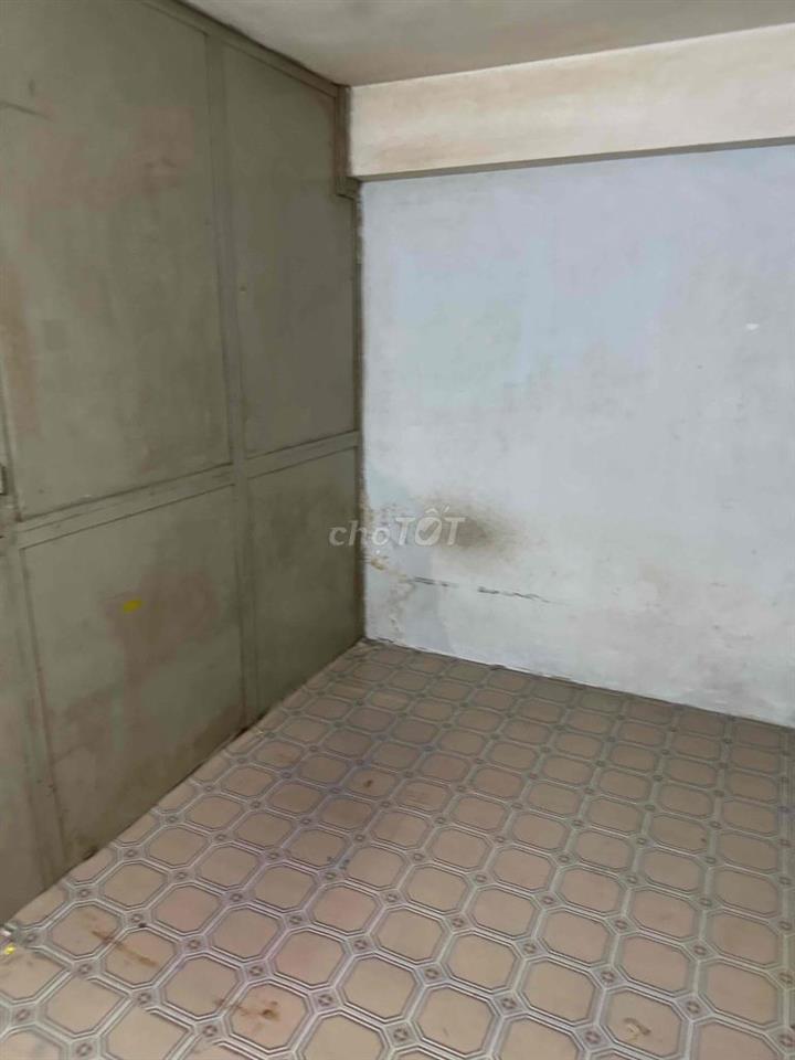 phòng đúc nhà đúc 12m2 lầu một