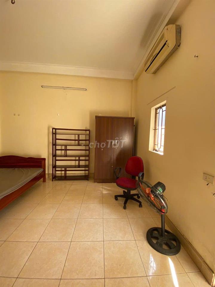 Cho thuê phòng trọ 16m2 ở Yên Hòa Cầu Giấy