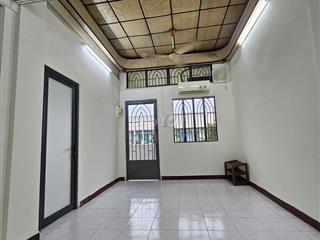 Bán căn hộ cc Chợ Quán, Trần Bình Trọng, Q5, giáp Đại lộ Võ Văn Kiệt