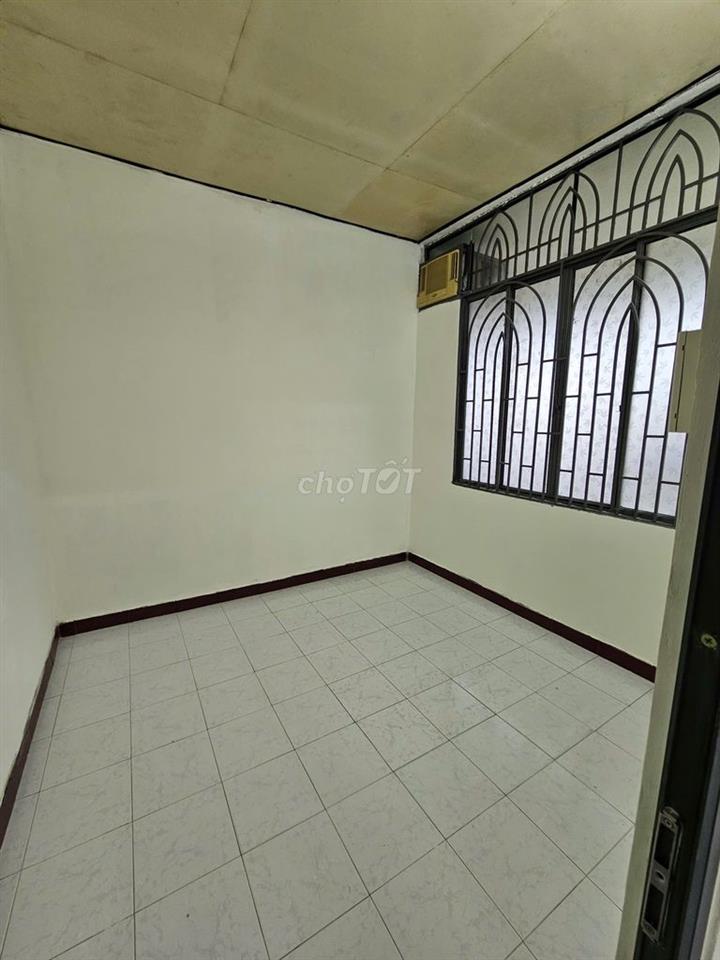 Bán căn hộ cc Chợ Quán, Trần Bình Trọng, Q5, giáp Đại lộ Võ Văn Kiệt