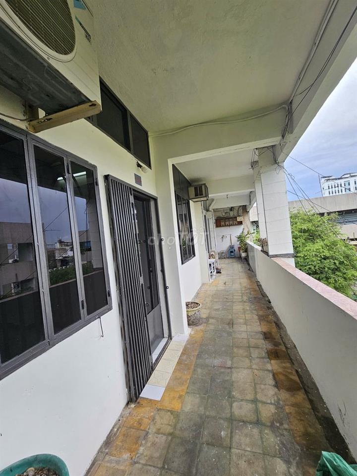 Bán căn hộ cc Chợ Quán, Trần Bình Trọng, Q5, giáp Đại lộ Võ Văn Kiệt