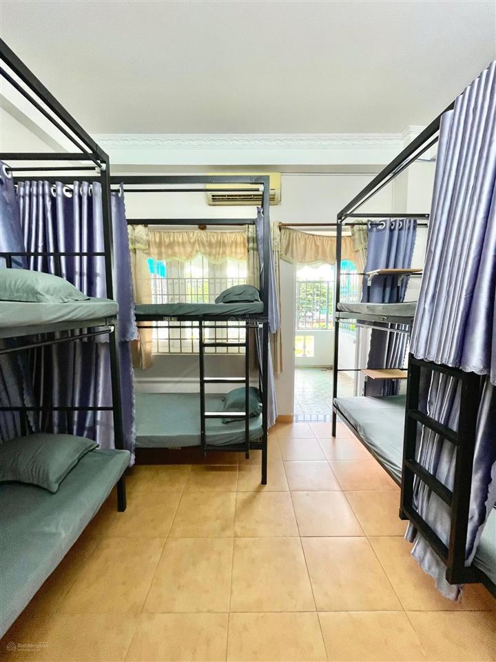 Ktx cao cấp tđ ngay spkt, fpt, ufm, hutech mới 100% máy lạnh 24/24
