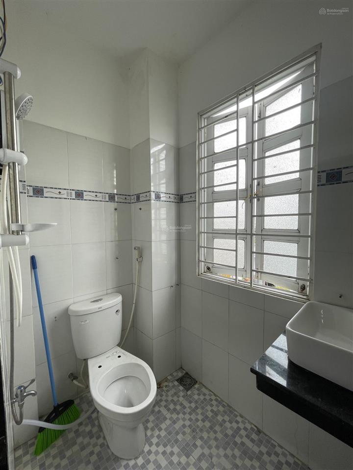 Ở ghép giá chỉ 1,3 triệu ngay 339 đỗ xuân hợp cđ ktđn công thương kỹ nghệ  đh văn hoá
