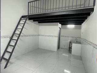 Phòng trọ giá rẻ 359 đỗ xuân hợp 25m2 có gác, máy lạnh  ở được 4 người free xe