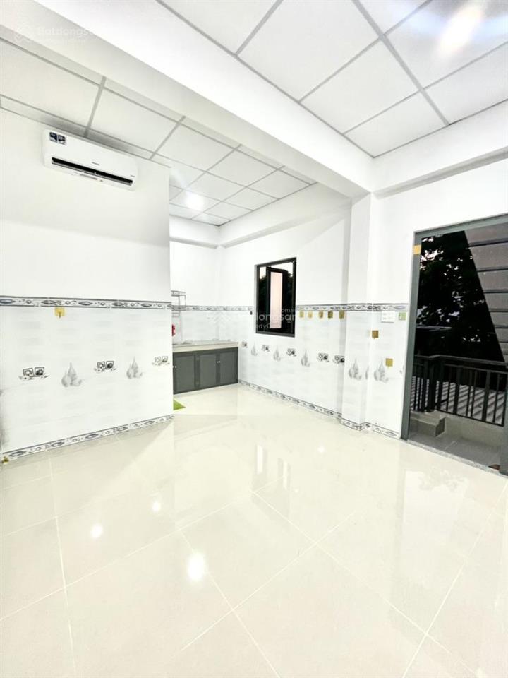 Phòng studio có máy lạnh ngay cđ kinh tế đối ngoại chỉ 3p đến trường