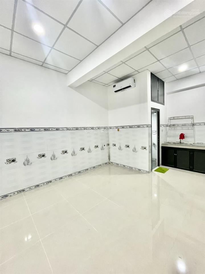 Phòng studio có máy lạnh ngay cđ kinh tế đối ngoại chỉ 3p đến trường