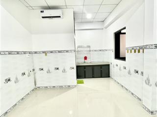 Phòng studio có máy lạnh ngay cđ kinh tế đối ngoại chỉ 3p đến trường