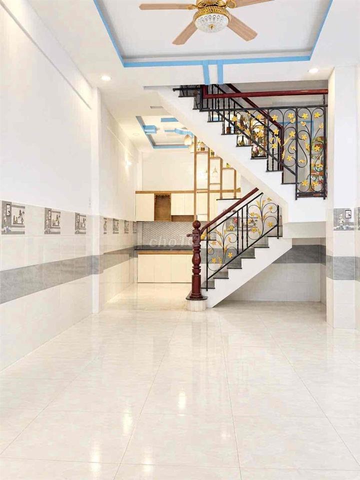 Tân Hưng Quận 7 hẻm xe hơi 32m2 2 tầng 4 tỷ hơn