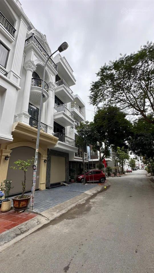 Cần bán gấp căn nhà phố siêu đẹp tại trung tâm lê chân chỉ việc về ở ngay