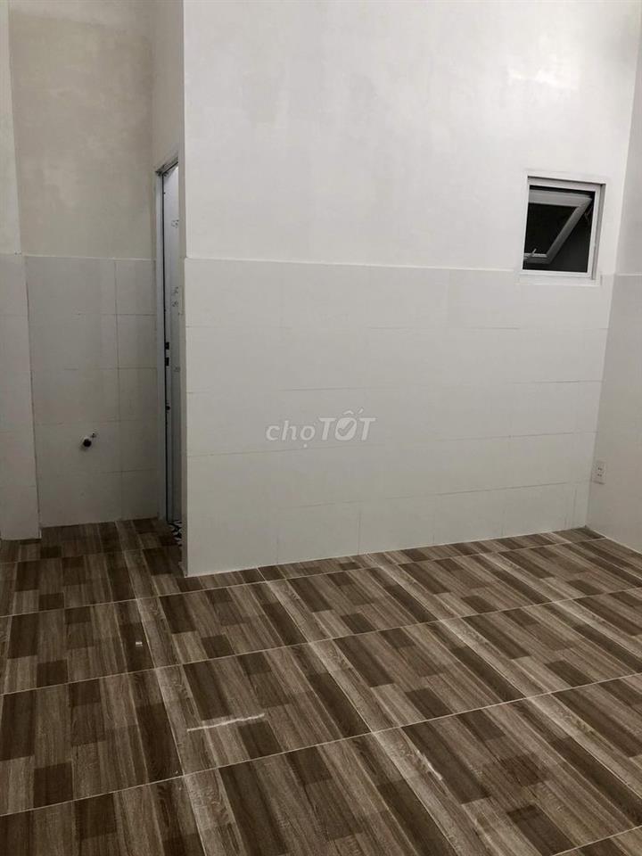 Chính chủ cho thuê phòng sạch đẹp Q11, giáp Q10