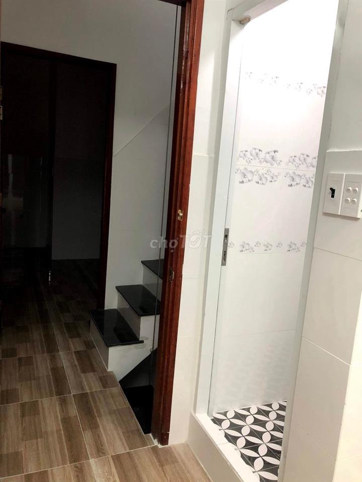 Chính chủ cho thuê phòng Q11 sạch đẹp, lân cận Q10 Q5 Q6