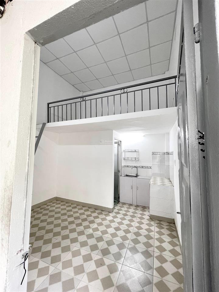 Siêu phẩm dãy trọ 7 phòng trọ đang cho thuê, ngay sát chợ búng. sổ sẵn sang tên ngay 128.7m2
