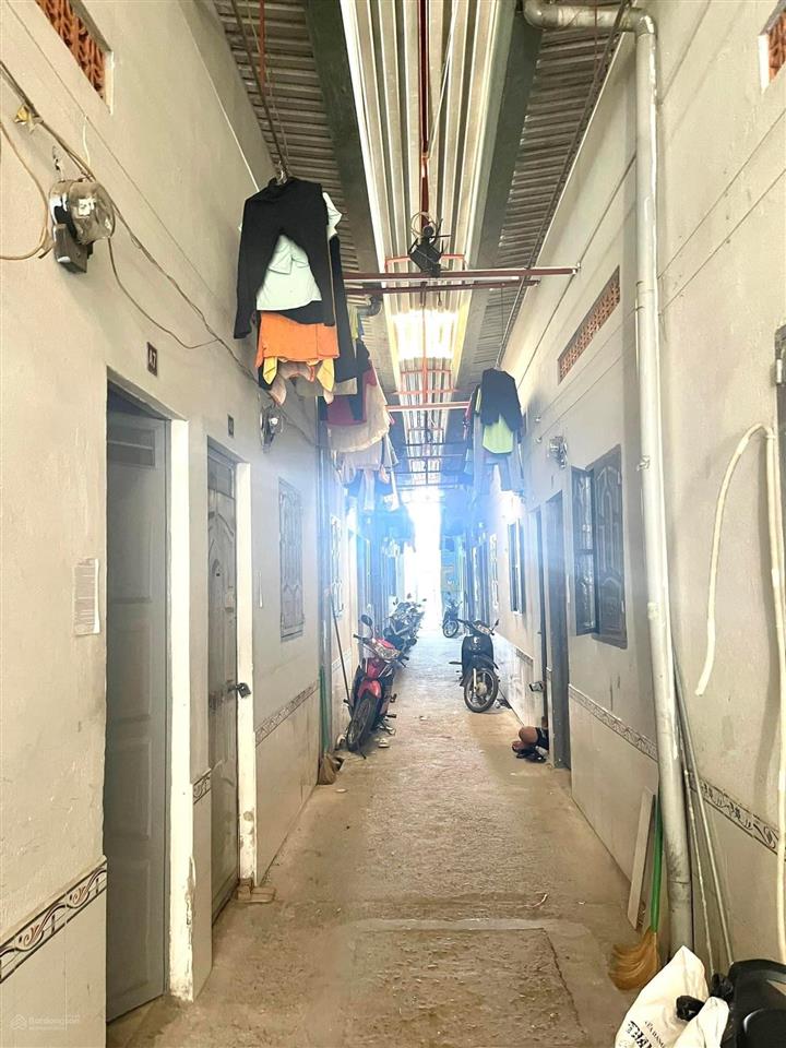 Siêu phẩm dãy trọ 7 phòng trọ đang cho thuê, ngay sát chợ búng. sổ sẵn sang tên ngay 128.7m2