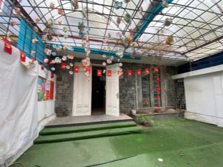 Cho thuê nhà nguyễn trãi  thanh xuân, 150m2 đất, xd 100m2/sàn, mt 10m. các tầng chia 2 phòng