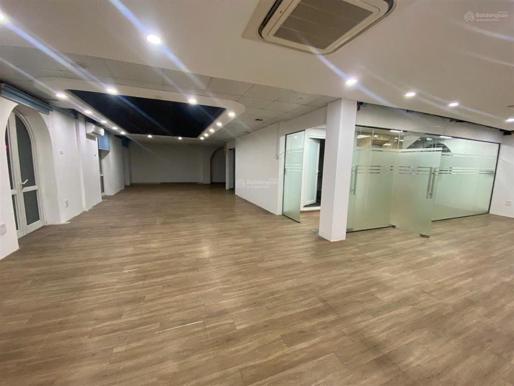 Cho thuê lk thành phố giao lưu  btl, 300m2 x 5tầng, 2hầm, mt 15m, thông sàn, 2 thang máy, pccc