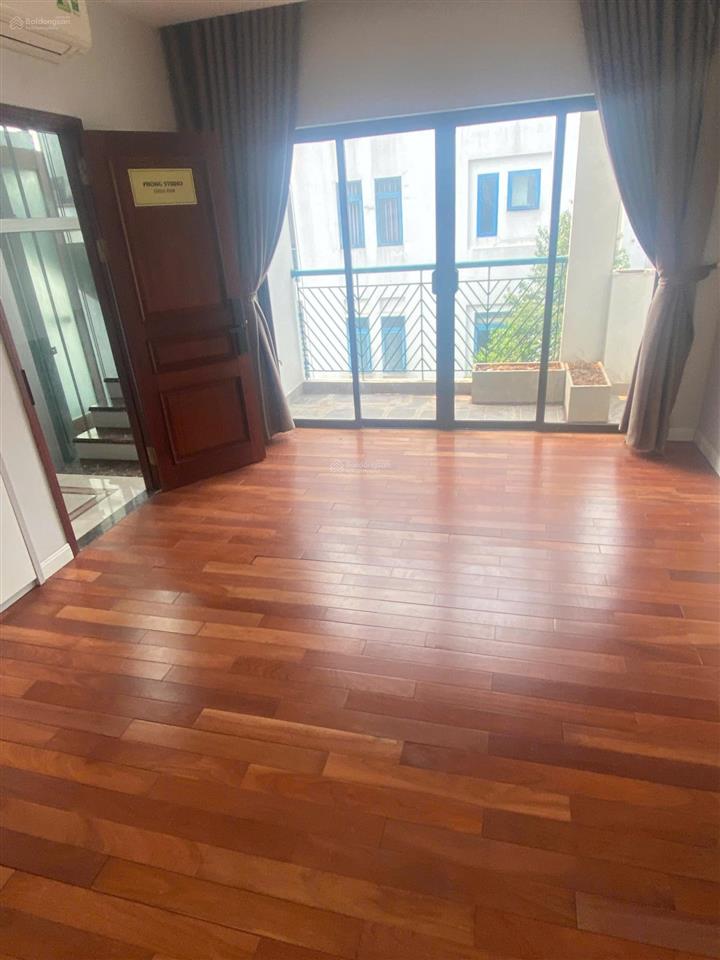 Cho thuê nhà tố hữu  vạn phúc  hà đông. 110m2 x 6t, 1 tum, lô góc mt 20m, chia phòng, thang máy
